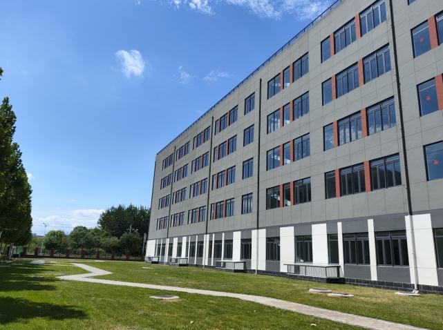 新增1620个学位  提升良乡大学城公共服务承载力 匠心造精品  “筑”力开学季